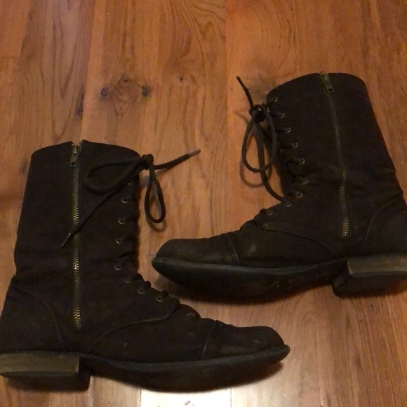 Women’s Brown Boots - Picture 2 of 5